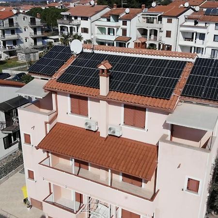 Apartments Zdjelar Poreč Kültér fotó