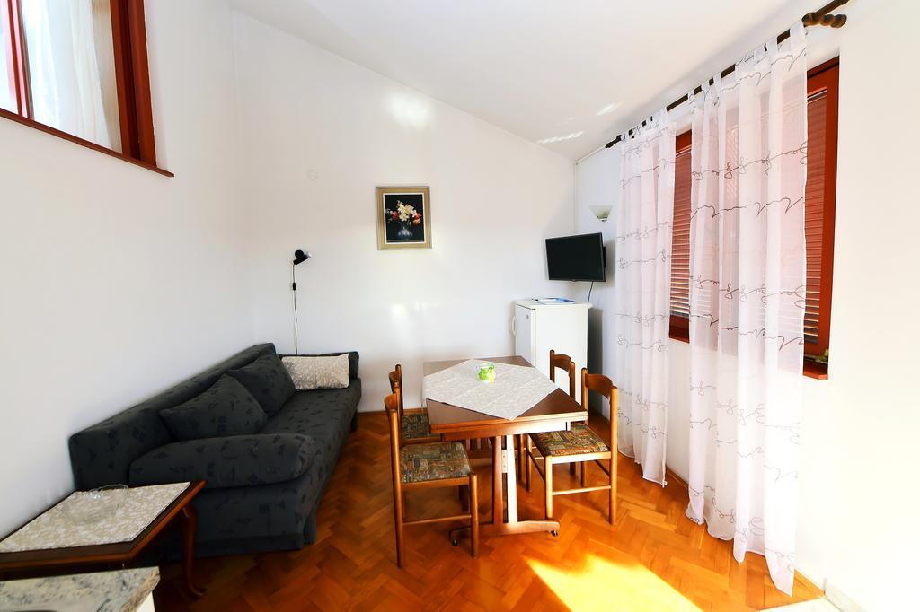 Apartments Zdjelar Poreč Kültér fotó