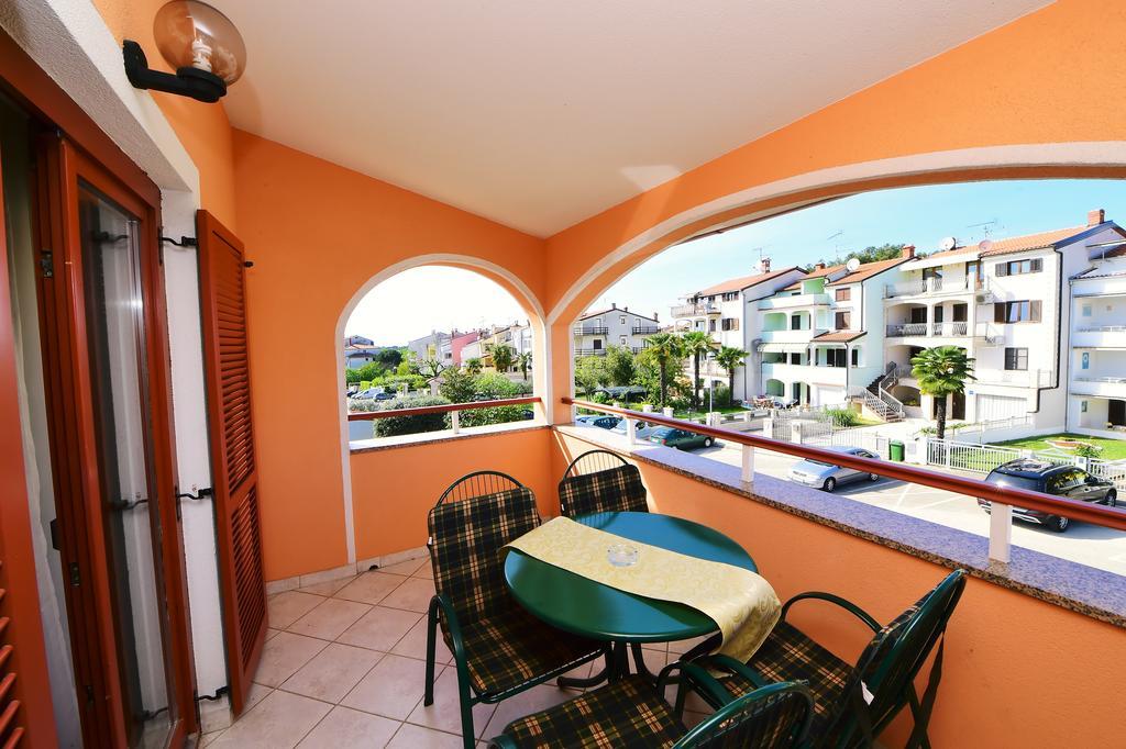 Apartments Zdjelar Poreč Kültér fotó