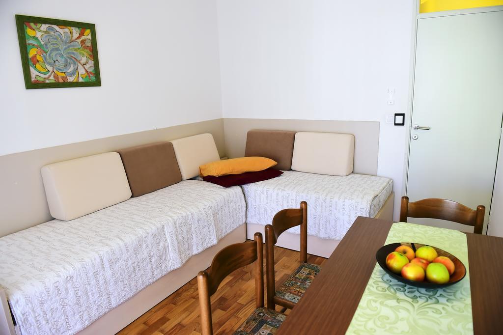 Apartments Zdjelar Poreč Kültér fotó