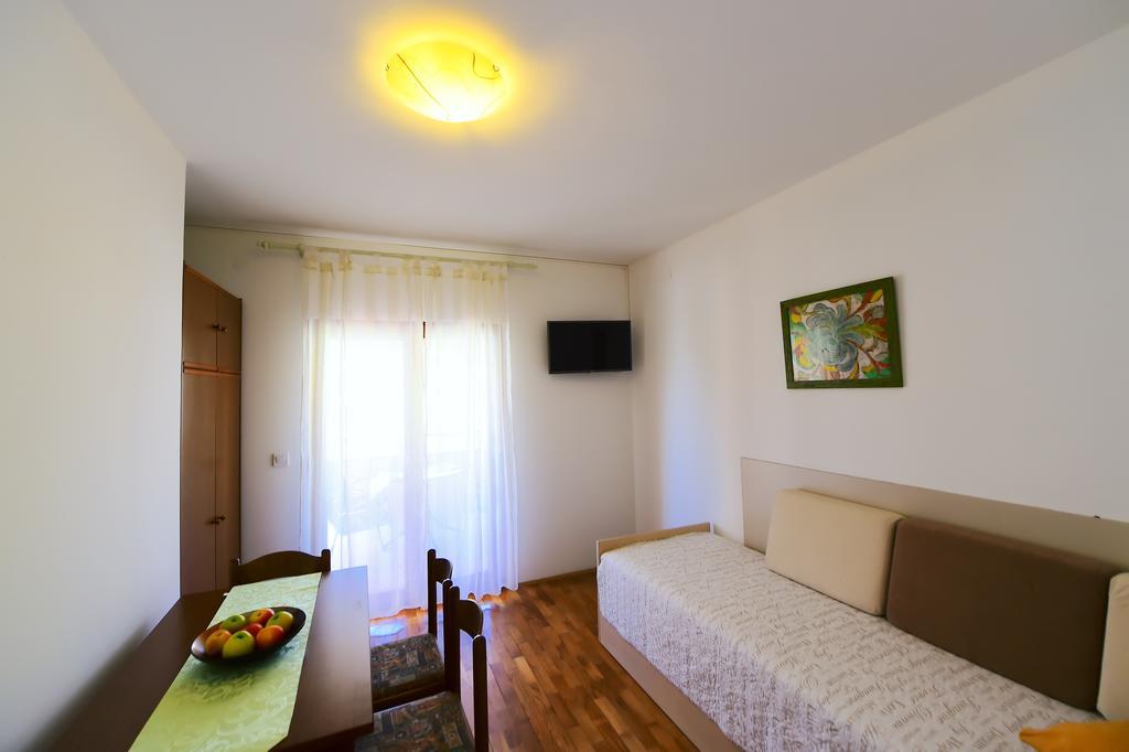 Apartments Zdjelar Poreč Kültér fotó