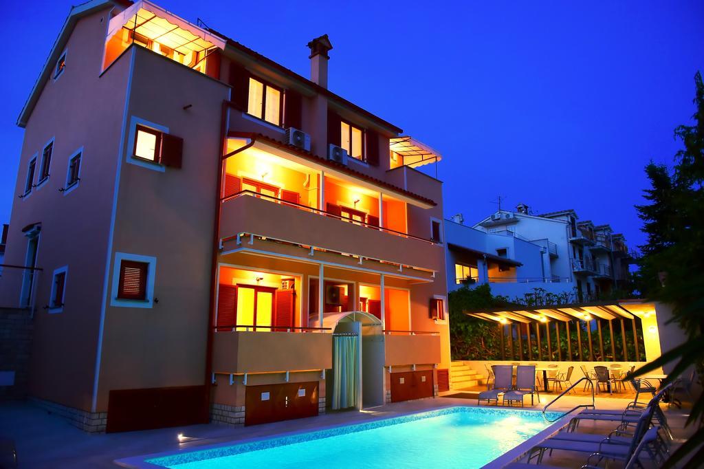 Apartments Zdjelar Poreč Kültér fotó