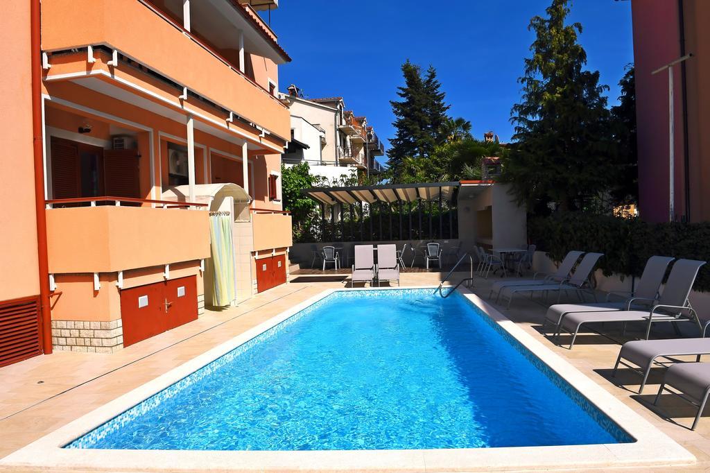 Apartments Zdjelar Poreč Kültér fotó