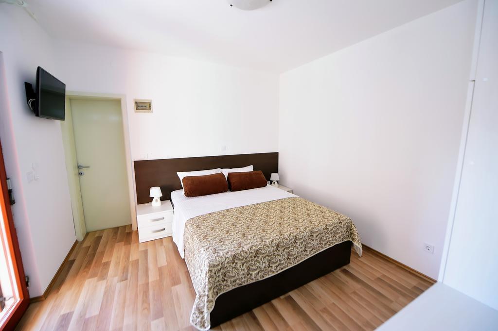 Apartments Zdjelar Poreč Kültér fotó