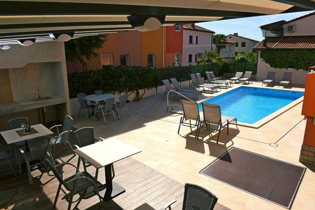 Apartments Zdjelar Poreč Kültér fotó