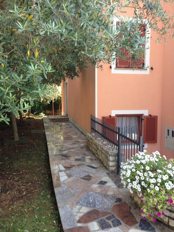 Apartments Zdjelar Poreč Kültér fotó