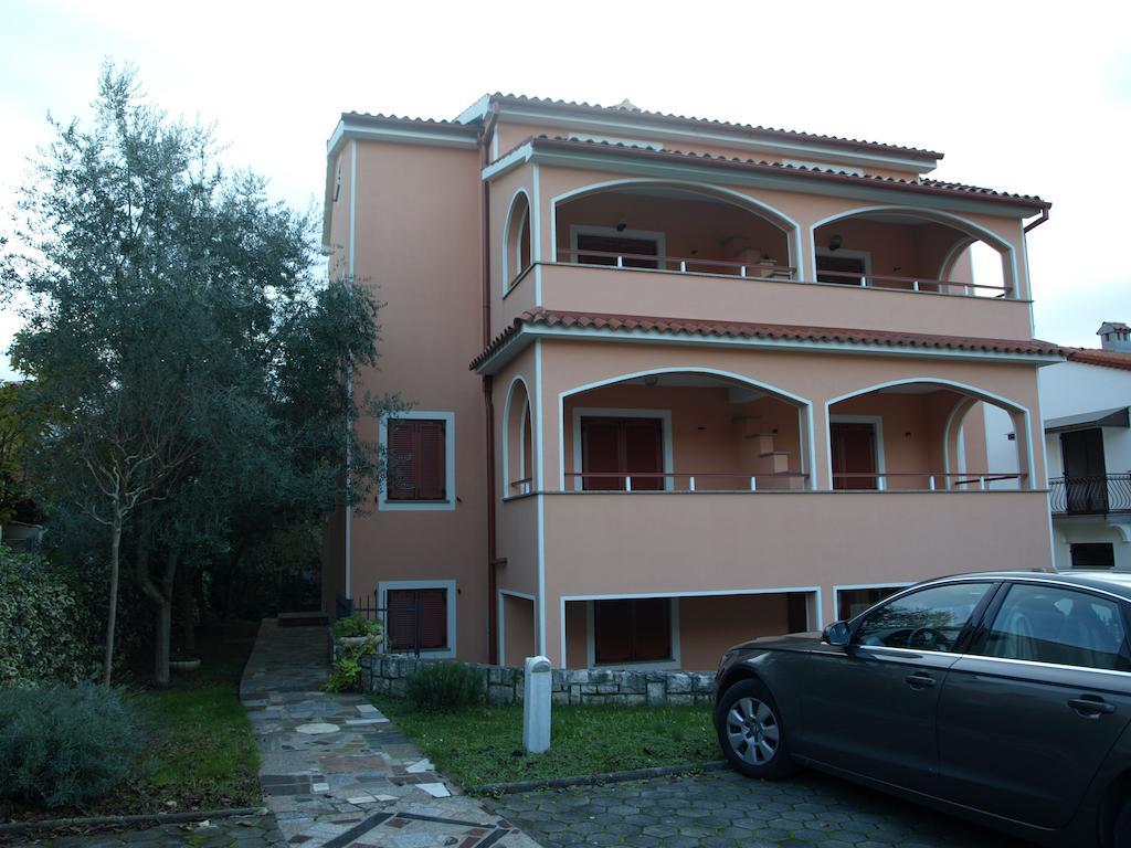 Apartments Zdjelar Poreč Kültér fotó
